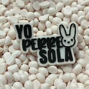 BAD BUNNY “Yo Perre Sola” 🐰 Shoe Charm